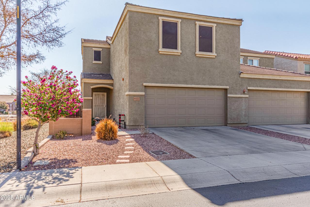 8827 W Dahlia Dr., Peoria, AZ 85381