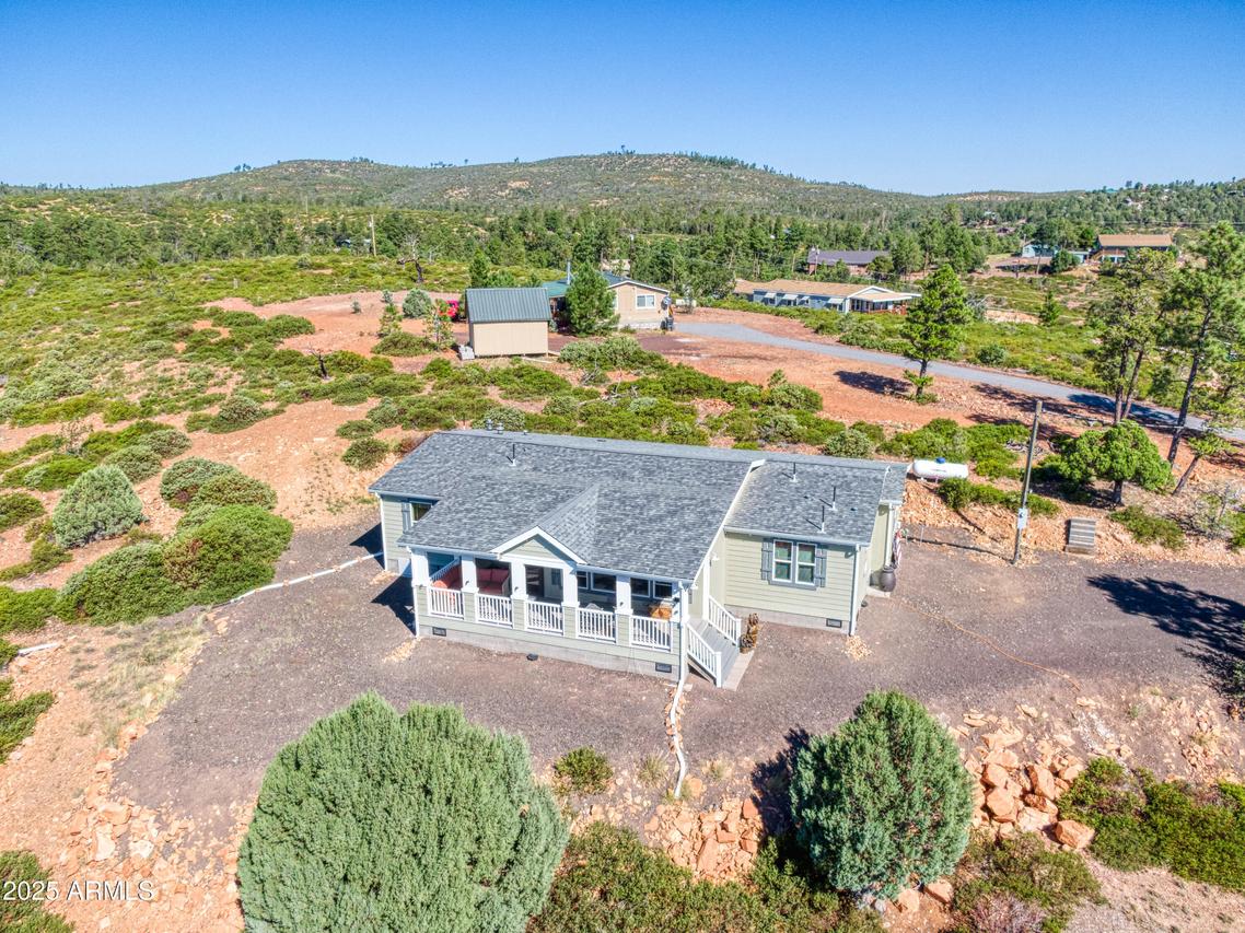 802 Wild Horse Cir., Show Low, AZ 85901