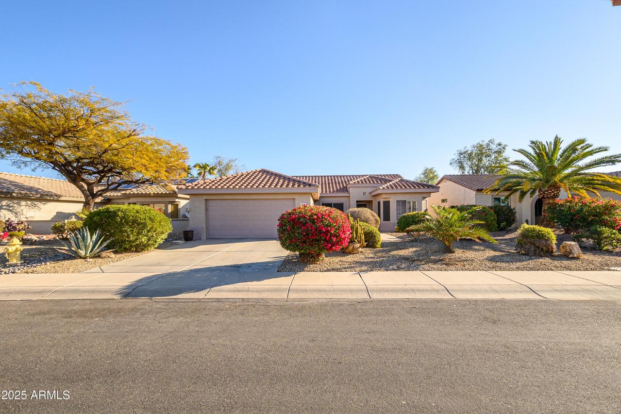 19751 N Desert Song Way, Surprise, AZ 85374