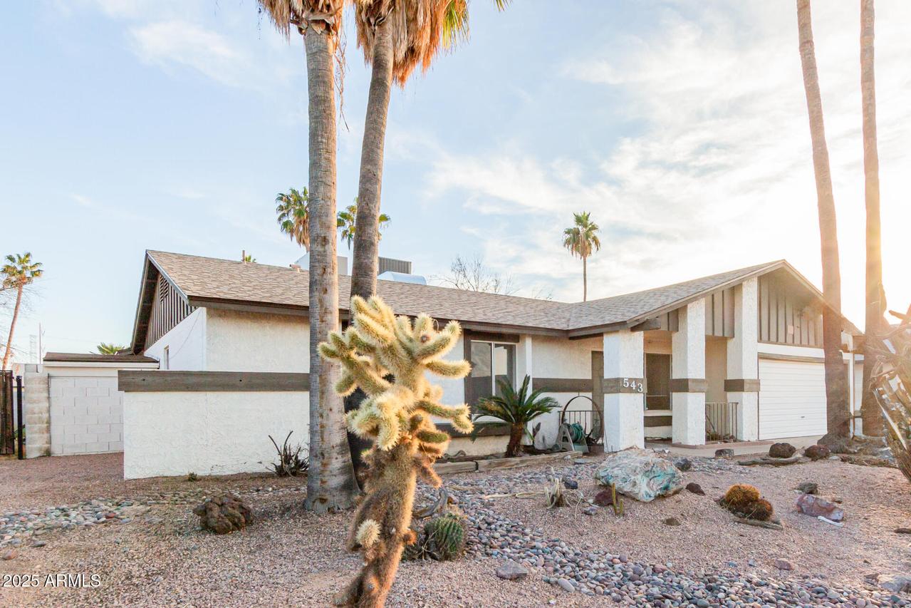 543 W Pampa Ave., Mesa, AZ 85210