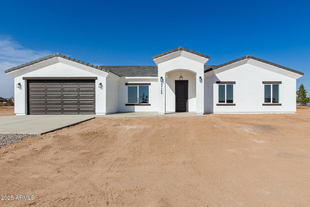37144 W Encinas Ln., Tonopah, AZ 85354