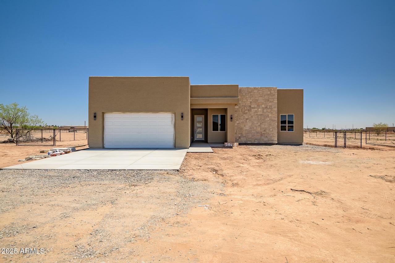 28615 N 257th Dr., Wittmann, AZ 85361