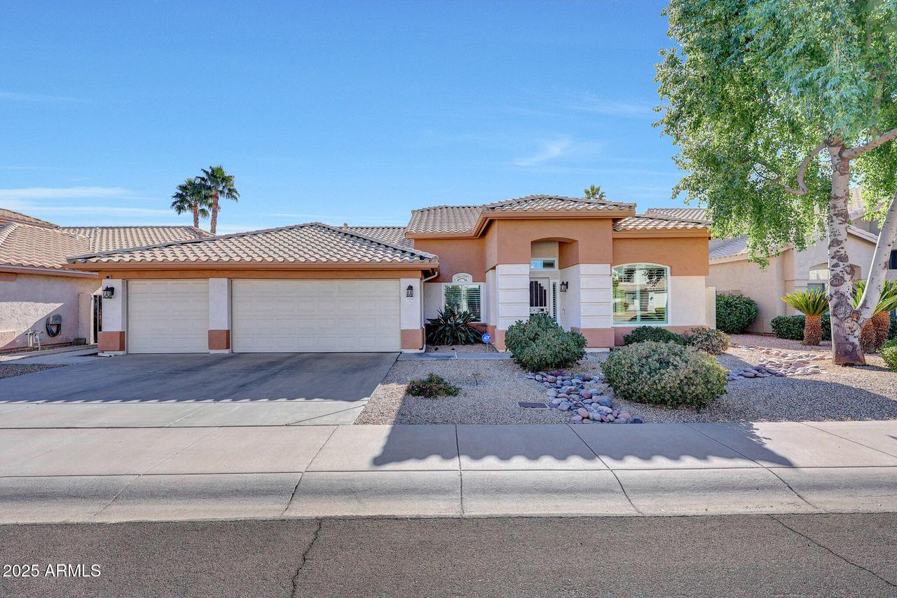 3439 E Topeka Dr., Phoenix, AZ 85050