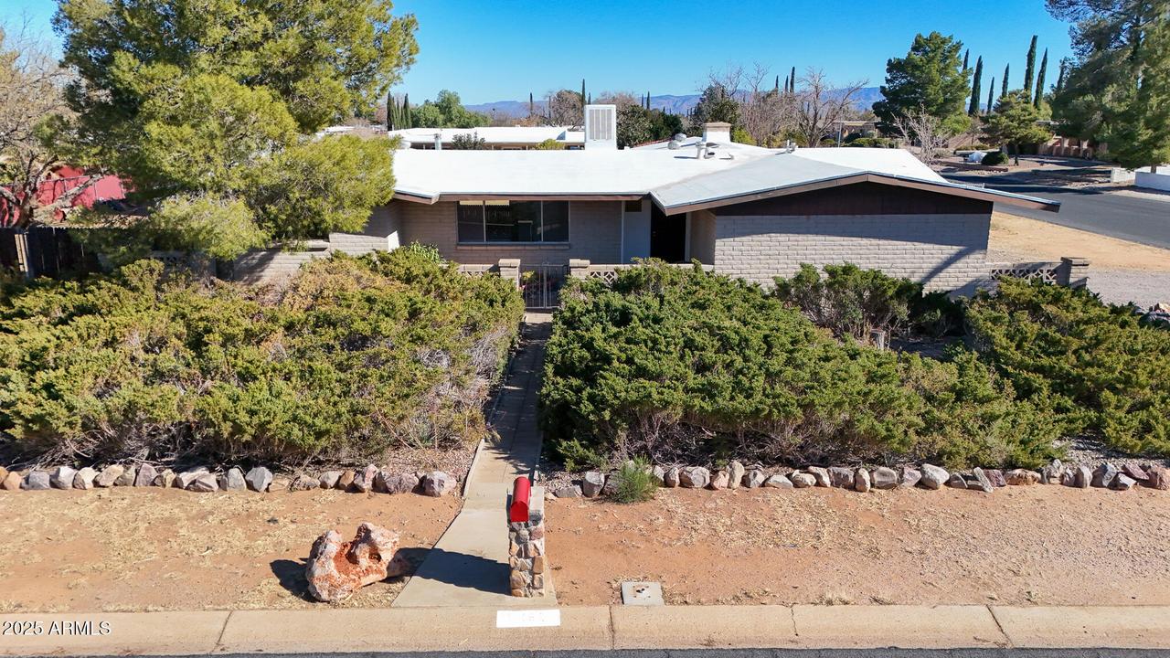 1991 Exeter Dr., Sierra Vista, AZ 85635