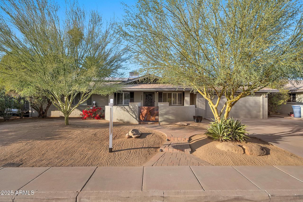 2444 E Del Rio Dr., Tempe, AZ 85282