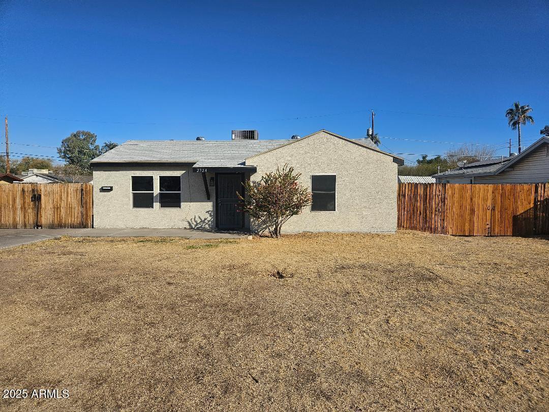 2324 W Luke Ave., Phoenix, AZ 85015