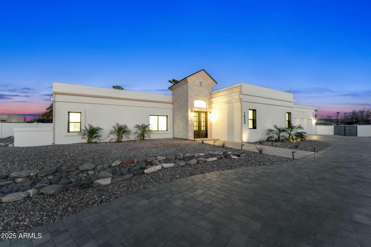 7860 E Davenport Dr., Scottsdale, AZ 85260