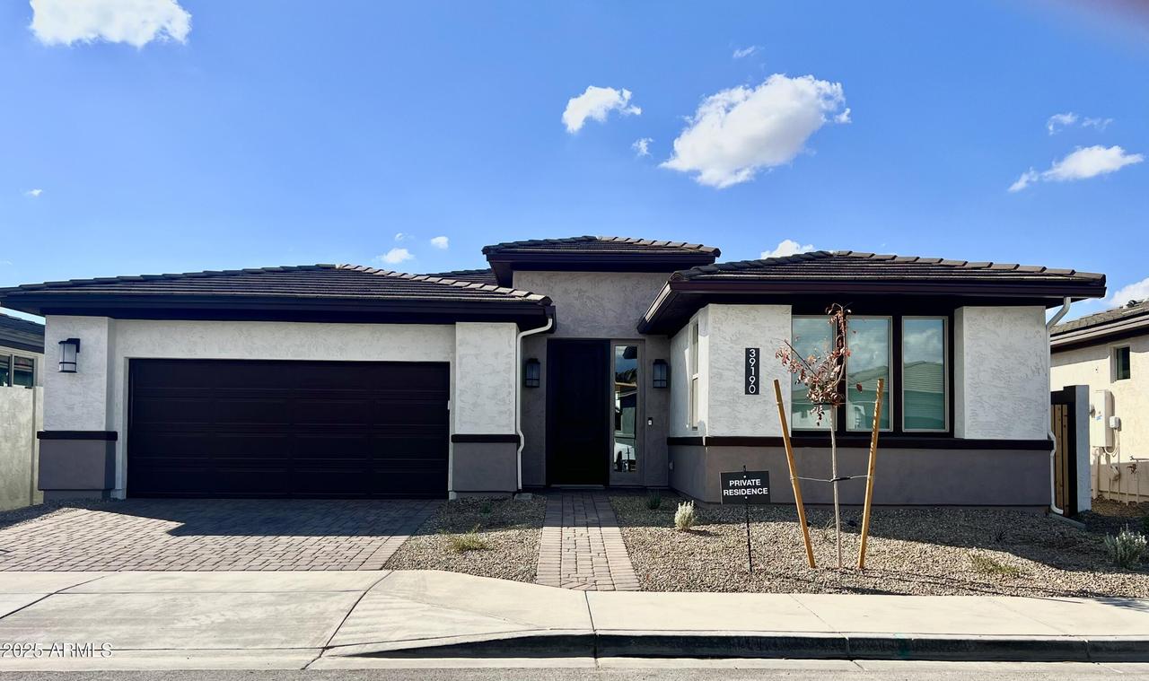 39190 N Kaden Ln., San Tan Valley, AZ 85140
