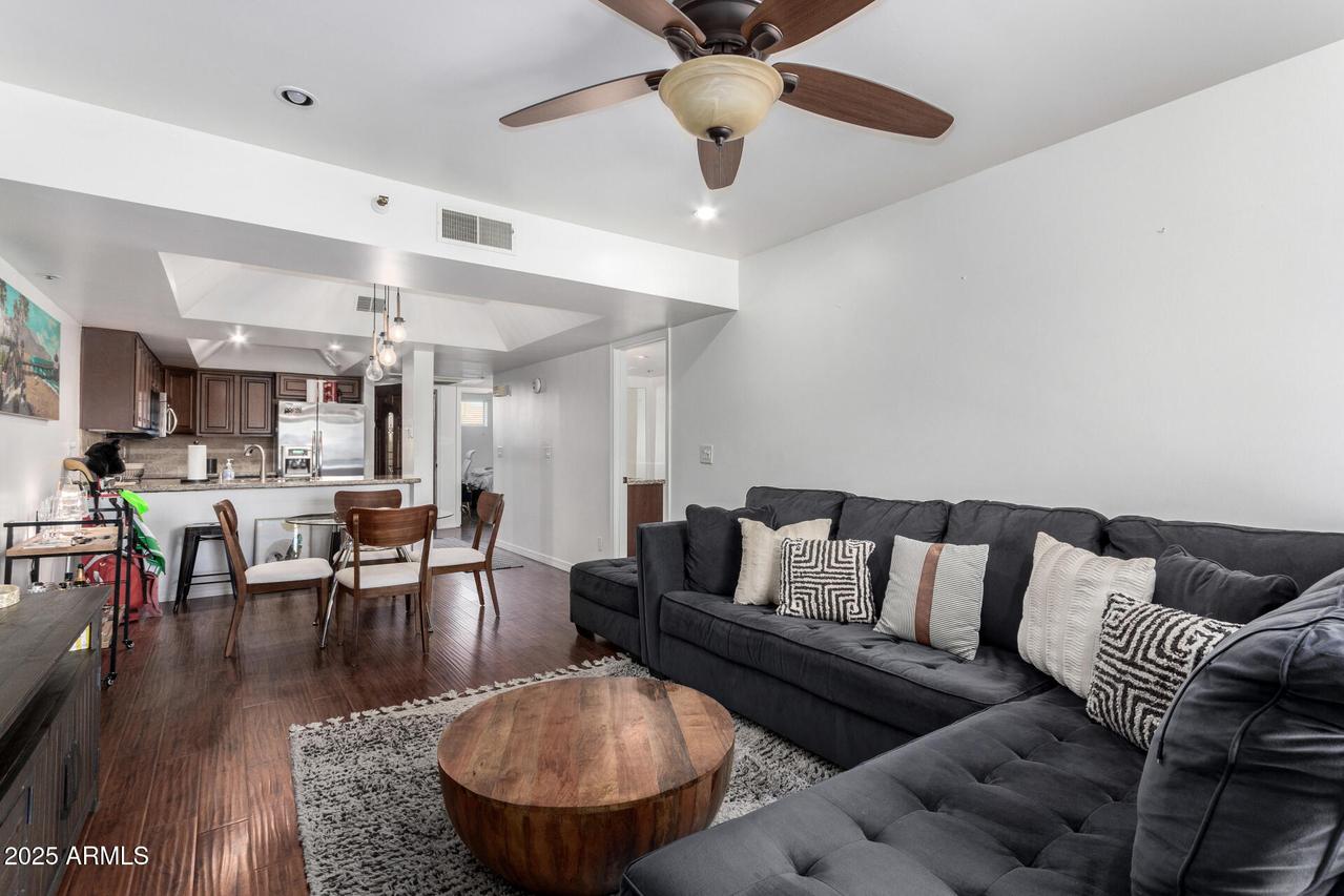 7910 E Thomas Rd. #121, Scottsdale, AZ 85251