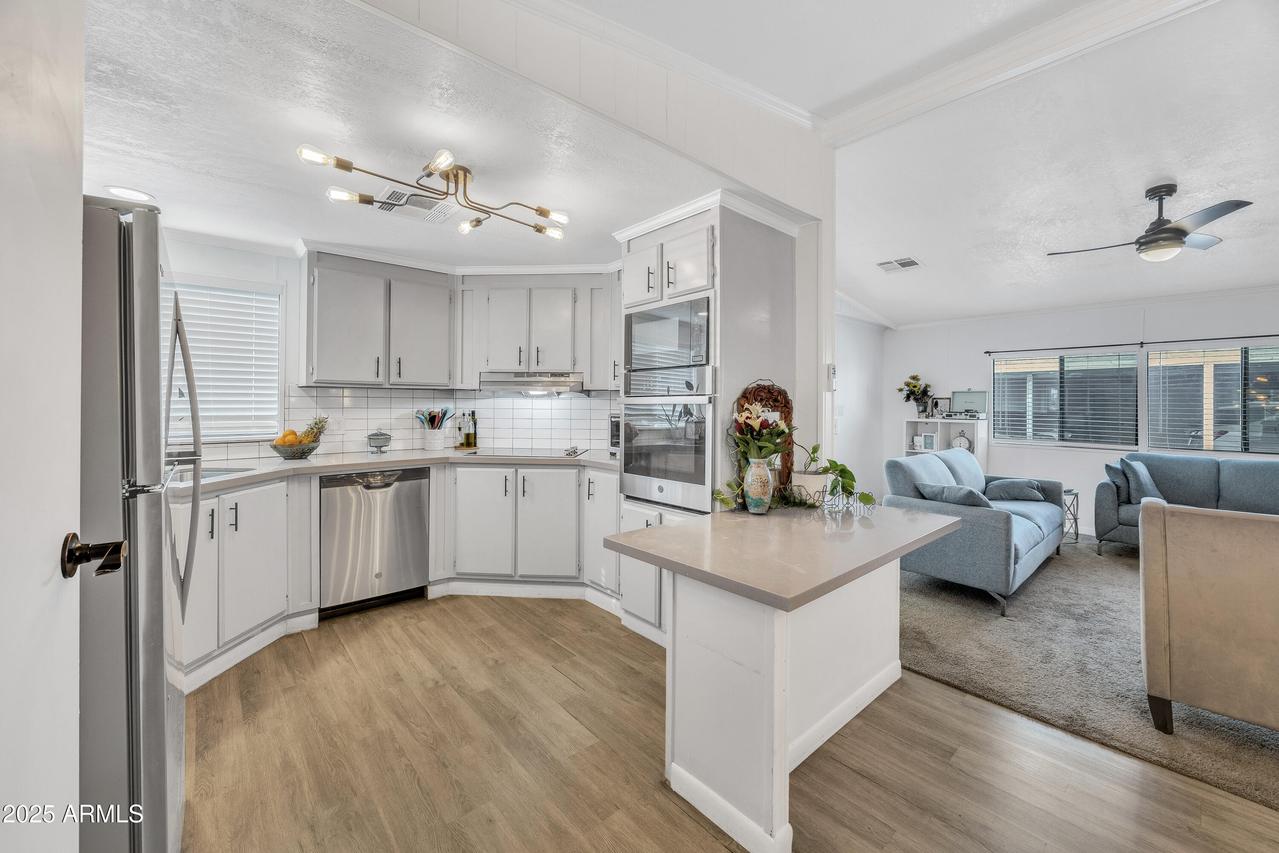 8601 N 103rd Ave. #194, Peoria, AZ 85345