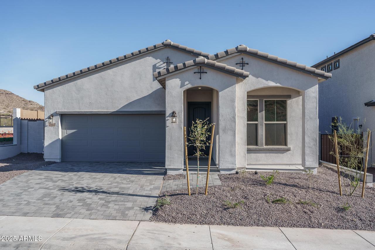 2811 N 212th Dr., Buckeye, AZ 85396