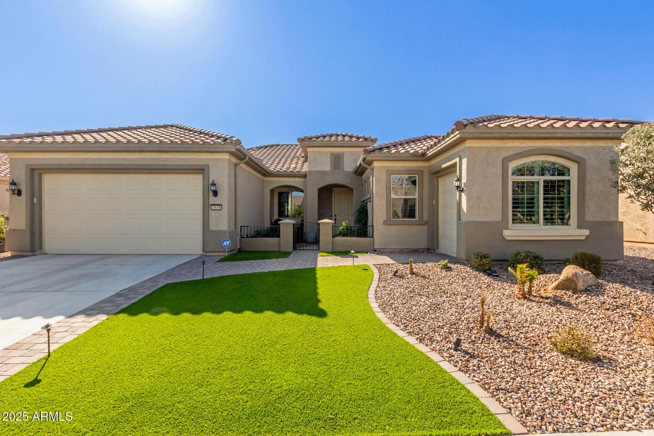 7815 W Cinder Brook Way, Florence, AZ 85132
