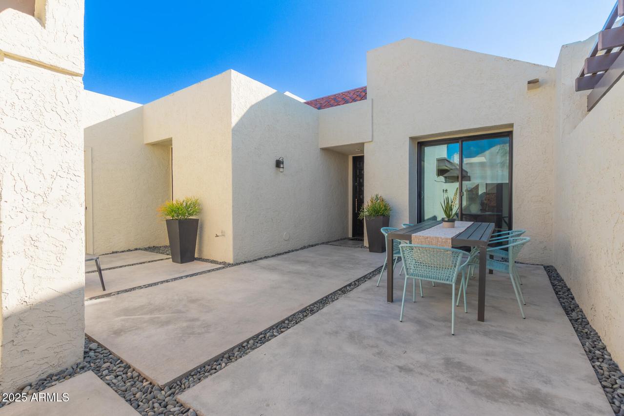 2527 N Miller Rd., Scottsdale, AZ 85257