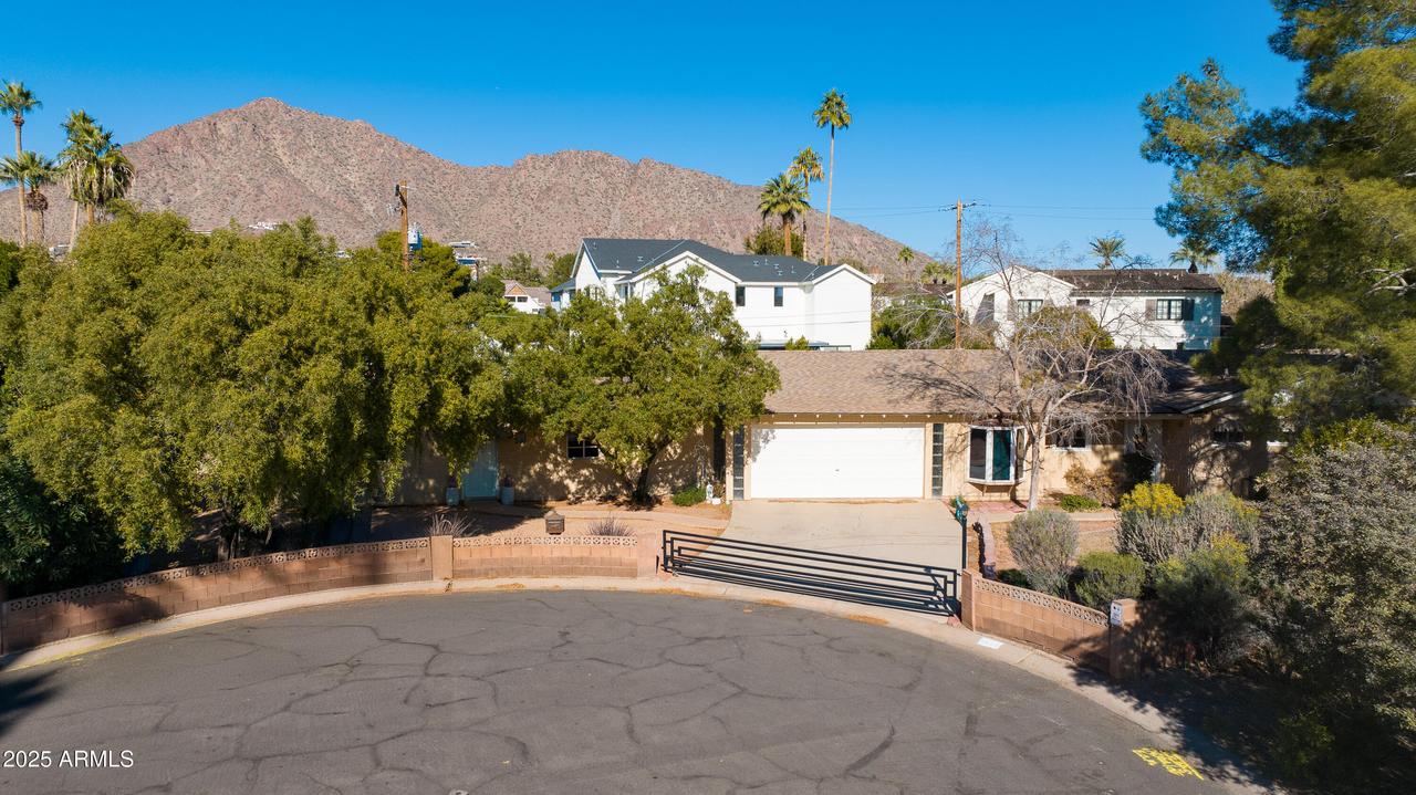 5616 E Argyle Dr., Phoenix, AZ 85018