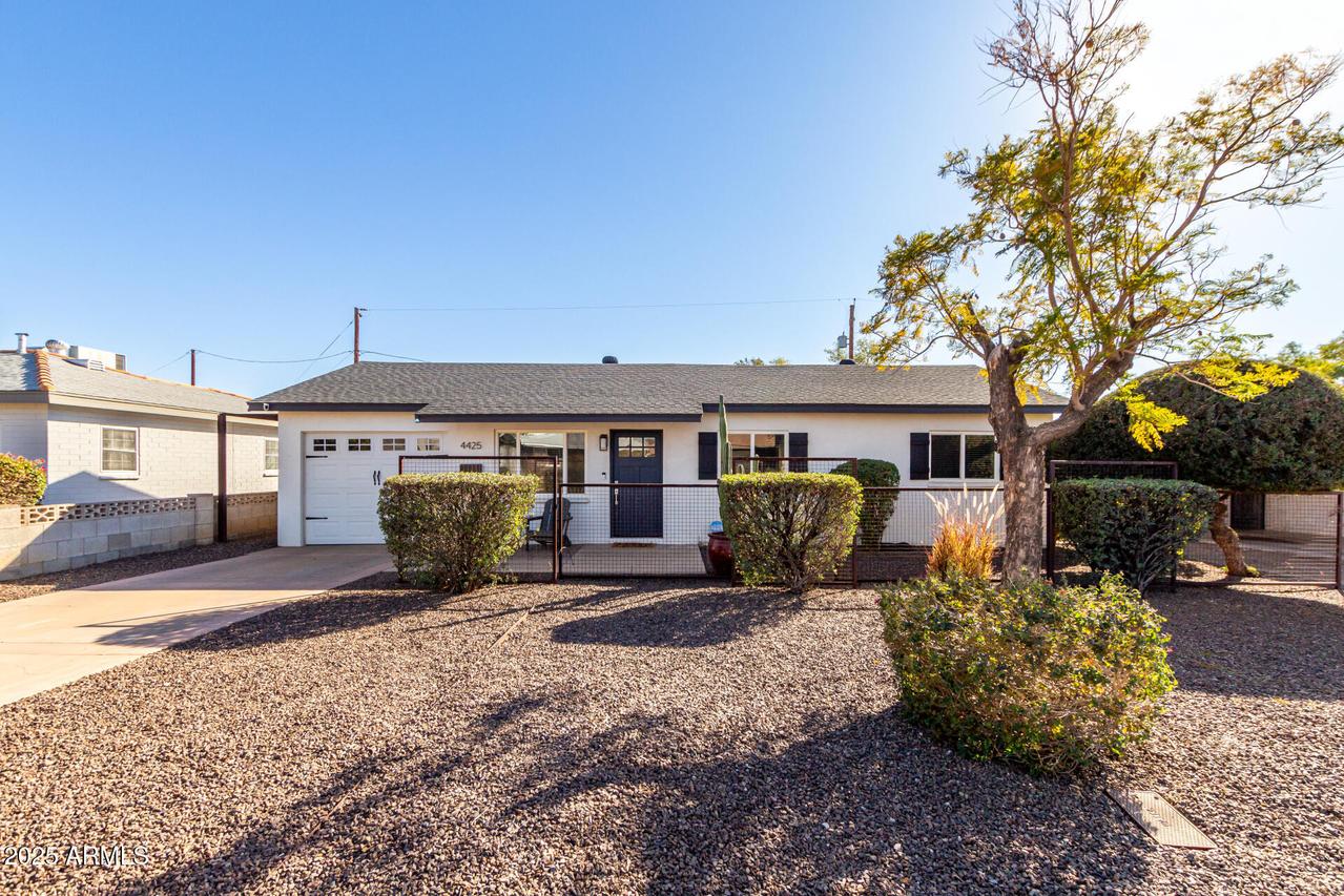 4425 E Glenrosa Ave., Phoenix, AZ 85018