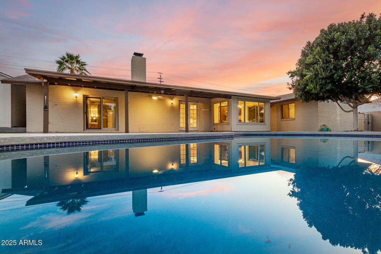 302 E Coral Gables Dr., Phoenix, AZ 85022