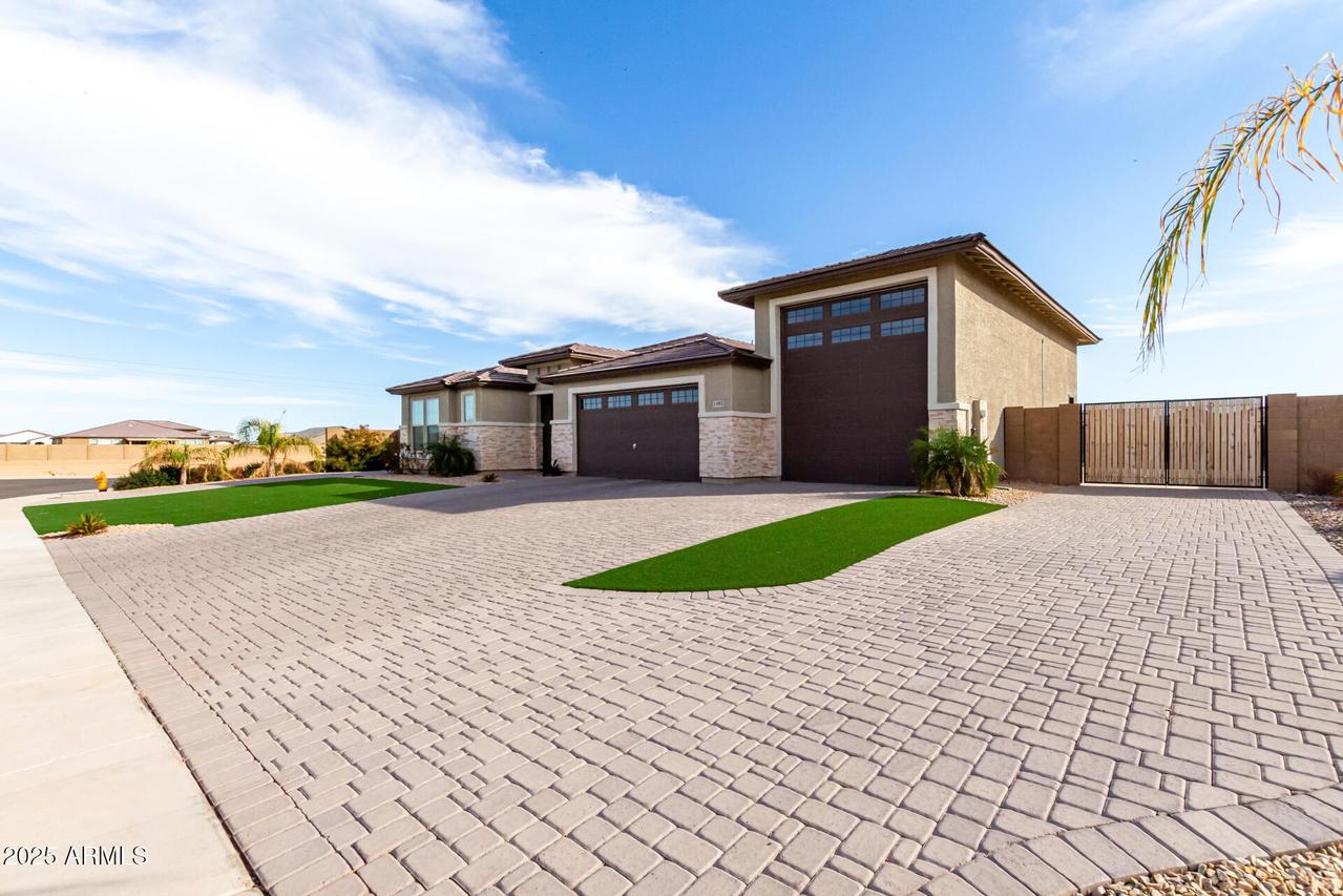 1983 E Sarona Ct., San Tan Valley, AZ 85143