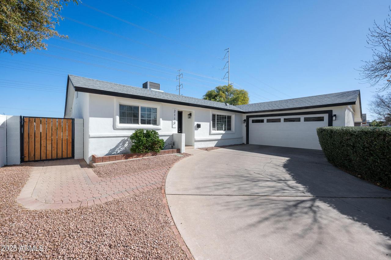 2113 N 66th St., Scottsdale, AZ 85257