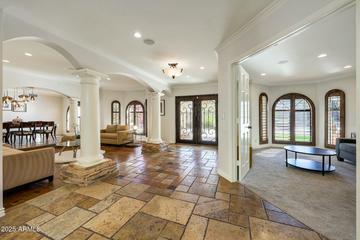 4340 E Turquoise Ave., Phoenix, AZ 85028