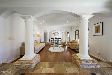 4340 E Turquoise Ave., Phoenix, AZ 85028