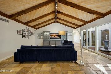 4340 E Turquoise Ave., Phoenix, AZ 85028