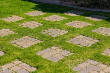 4340 E Turquoise Ave., Phoenix, AZ 85028