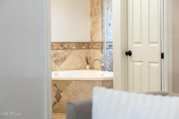 4340 E Turquoise Ave., Phoenix, AZ 85028