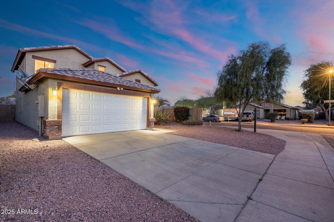 1721 S 64th Ave., Phoenix, AZ 85043
