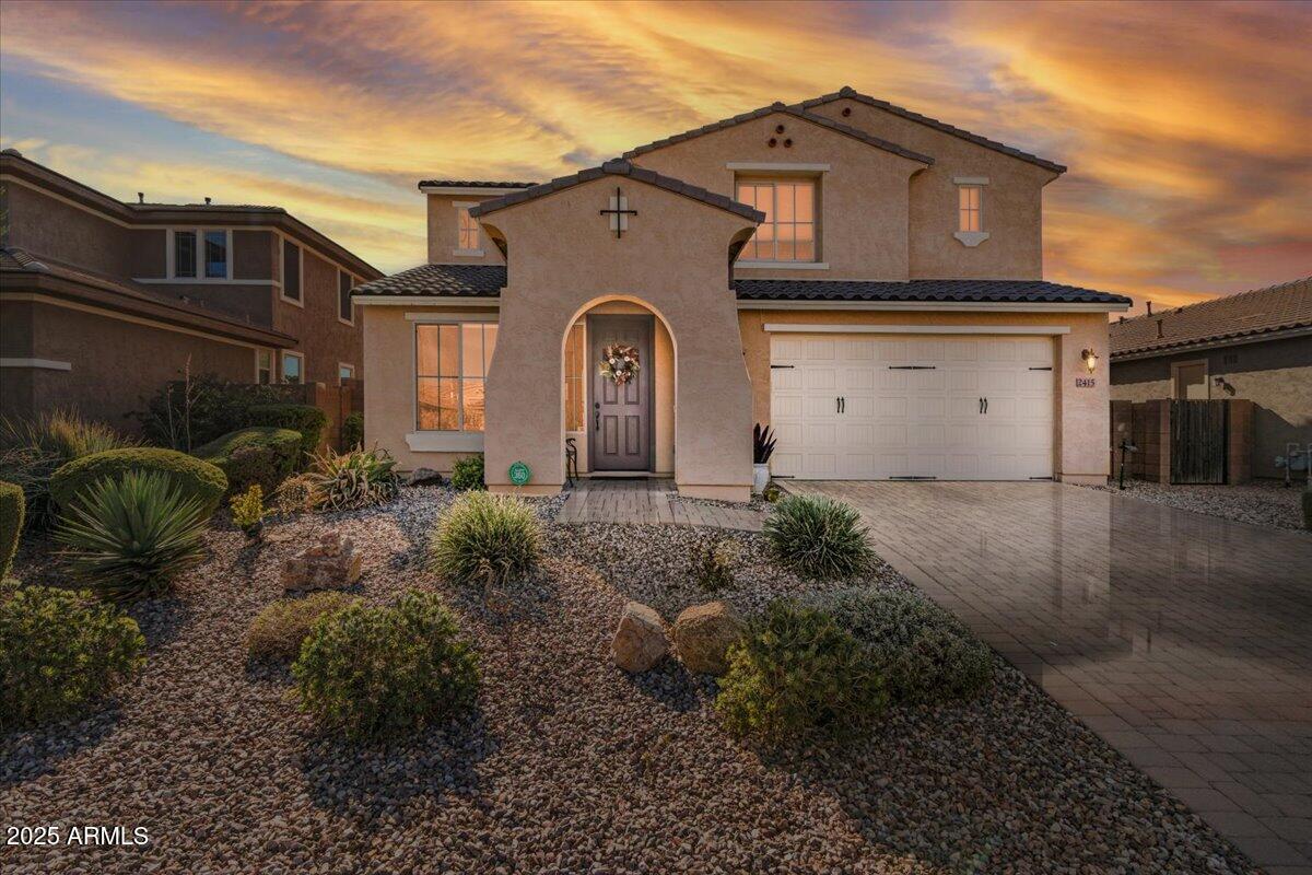 2415 E Hazeltine Way, Gilbert, AZ 85298