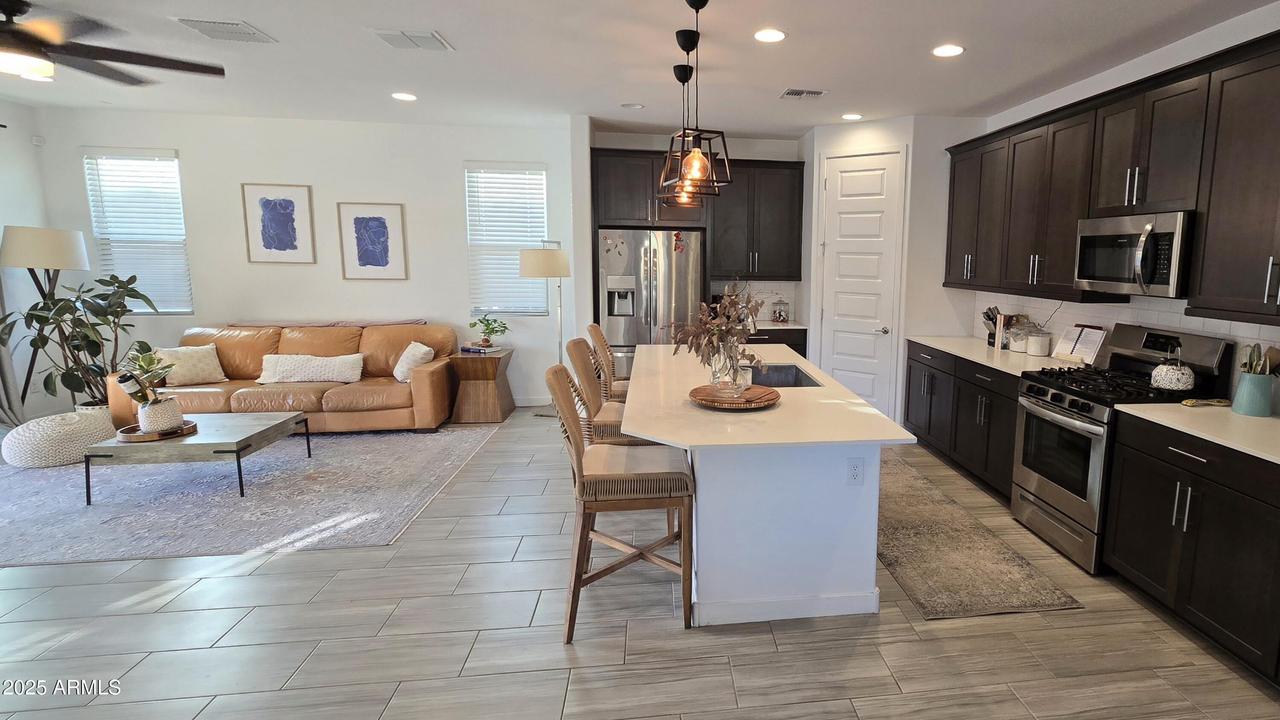 1629 W Buist Ave., Phoenix, AZ 85041