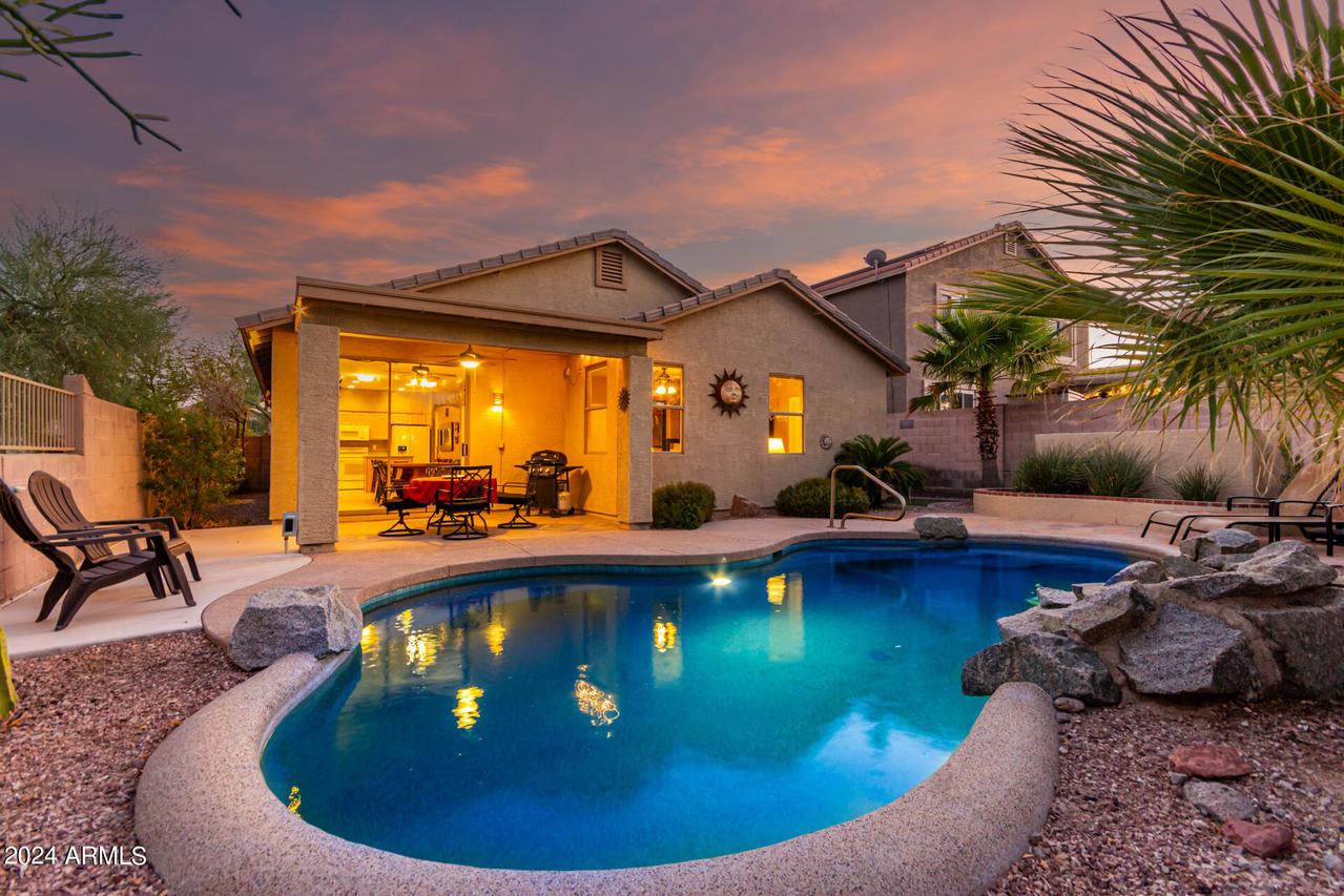 18118 W Desert Blossom Dr., Goodyear, AZ 85338