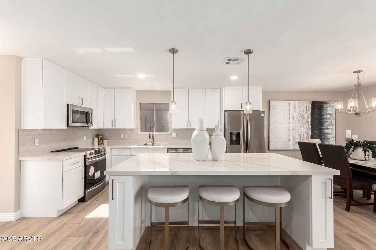 26612 S Digswell Ct., Sun Lakes, AZ 85248