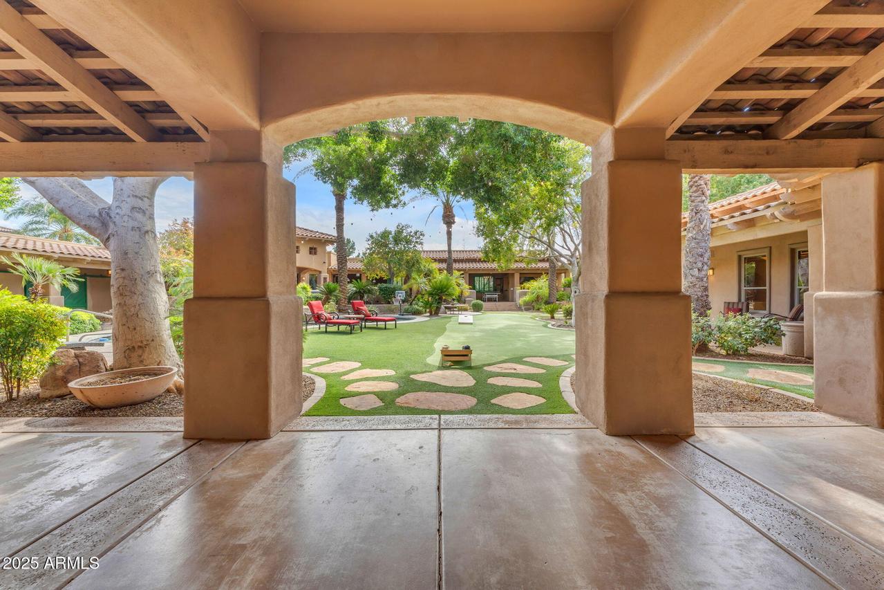 11505 E Cochise Dr., Scottsdale, AZ 85259