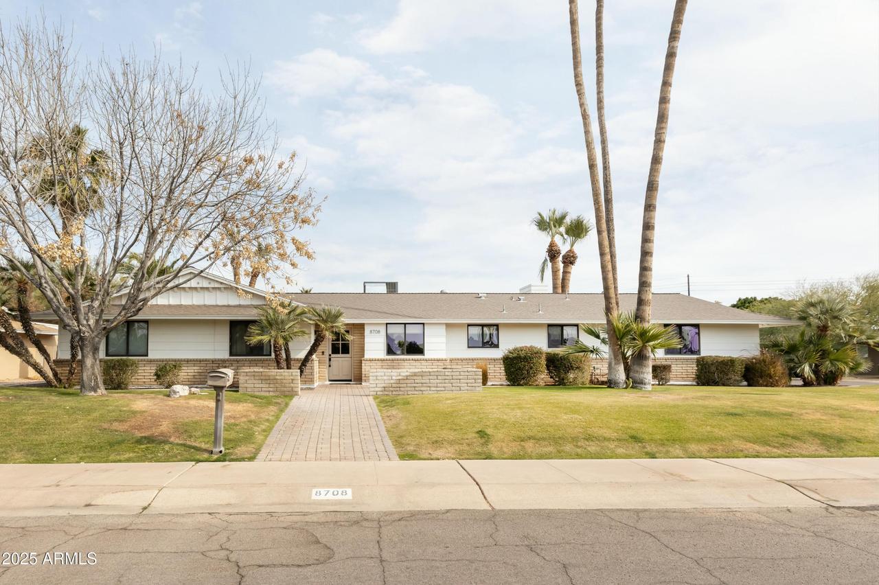 8708 E Sells Dr., Scottsdale, AZ 85251