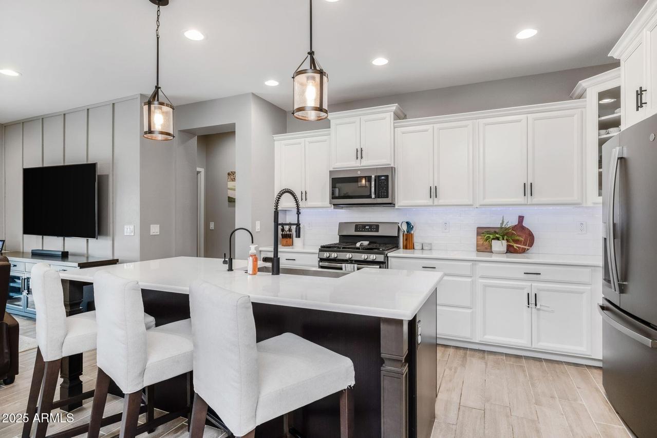 1437 W Smoke Tree Ave., San Tan Valley, AZ 85140