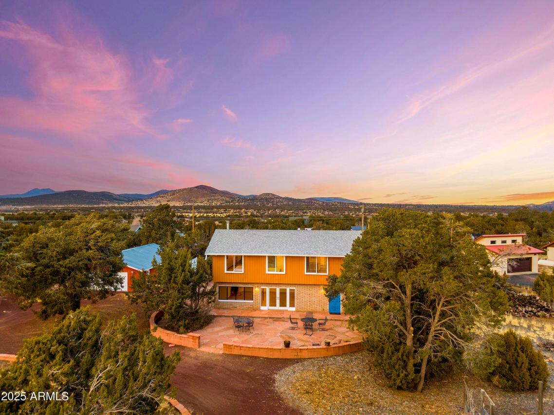5966 E Camden Rd., Flagstaff, AZ 86004