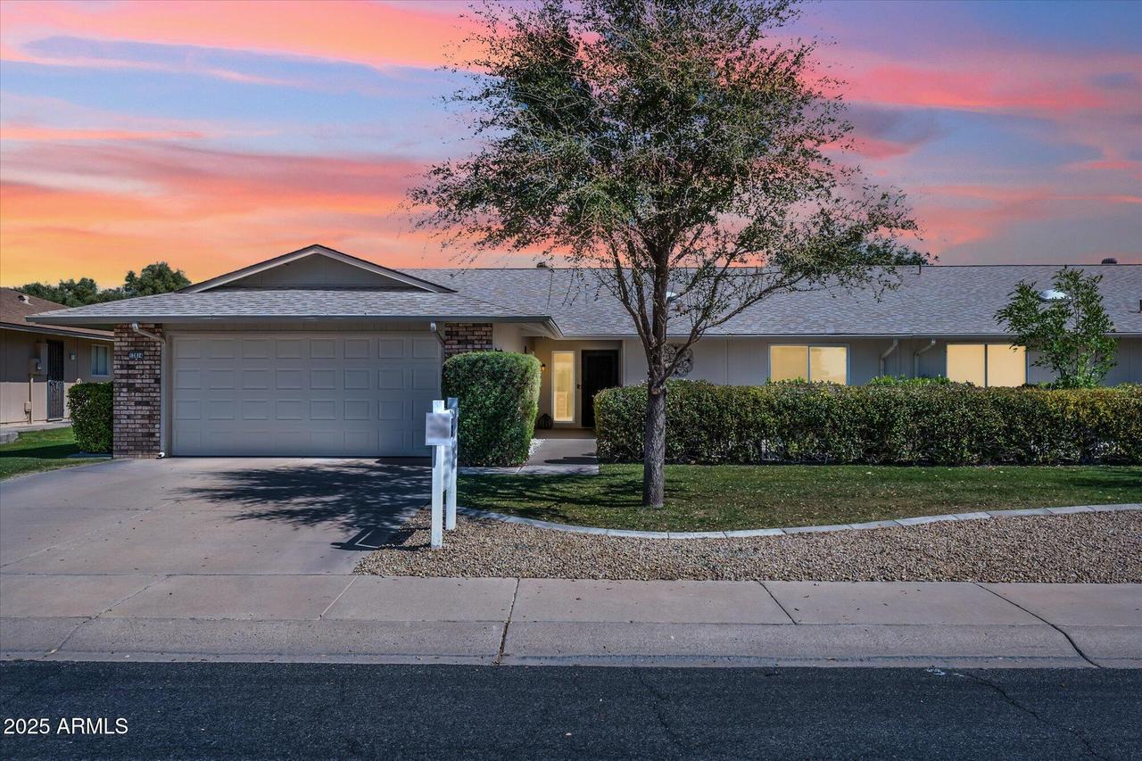 12814 W Shadow Hills Dr., Sun City West, AZ 85375