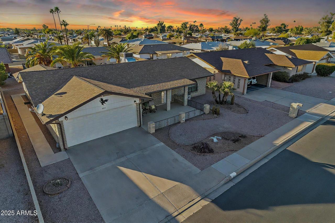 864 S Roanoke St., Mesa, AZ 85206
