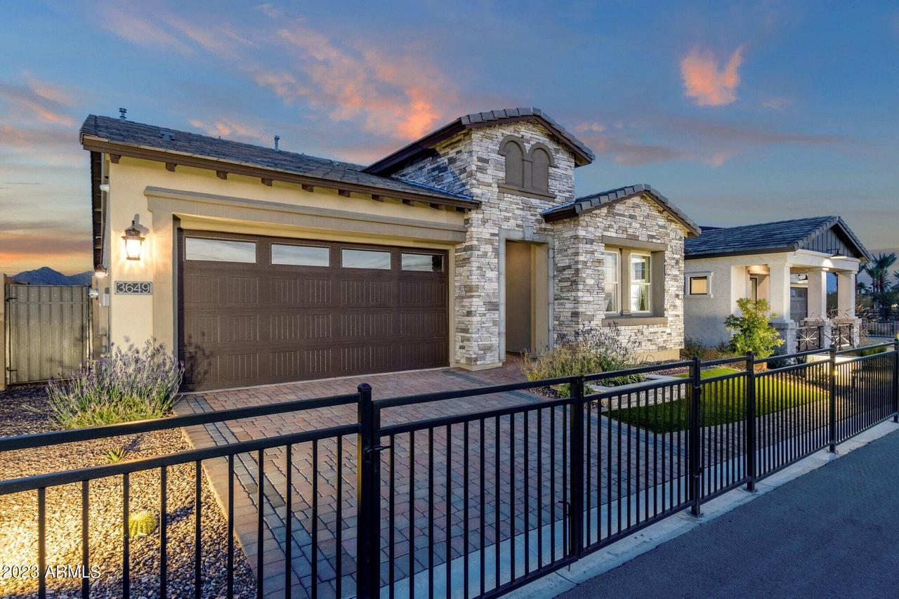 5749 E Sierra Morena St., Mesa, AZ 85215