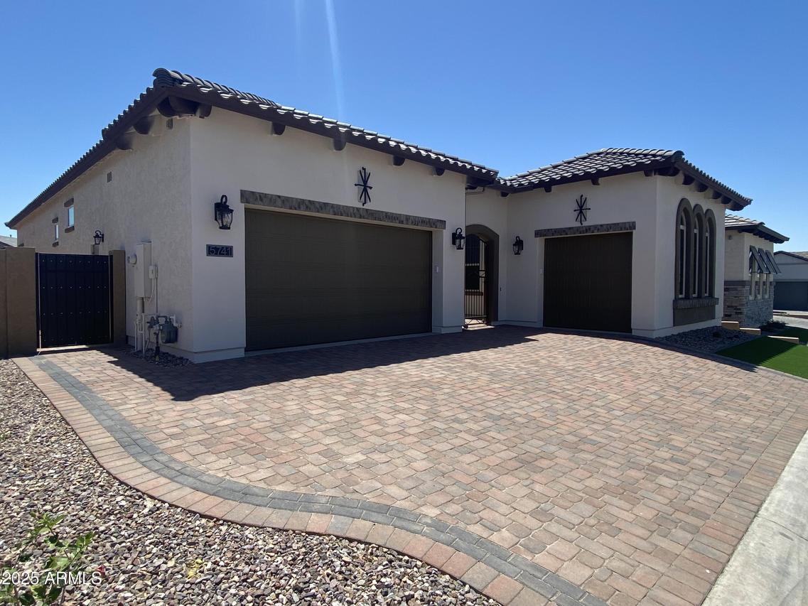 5741 E Star Valley St., Mesa, AZ 85215