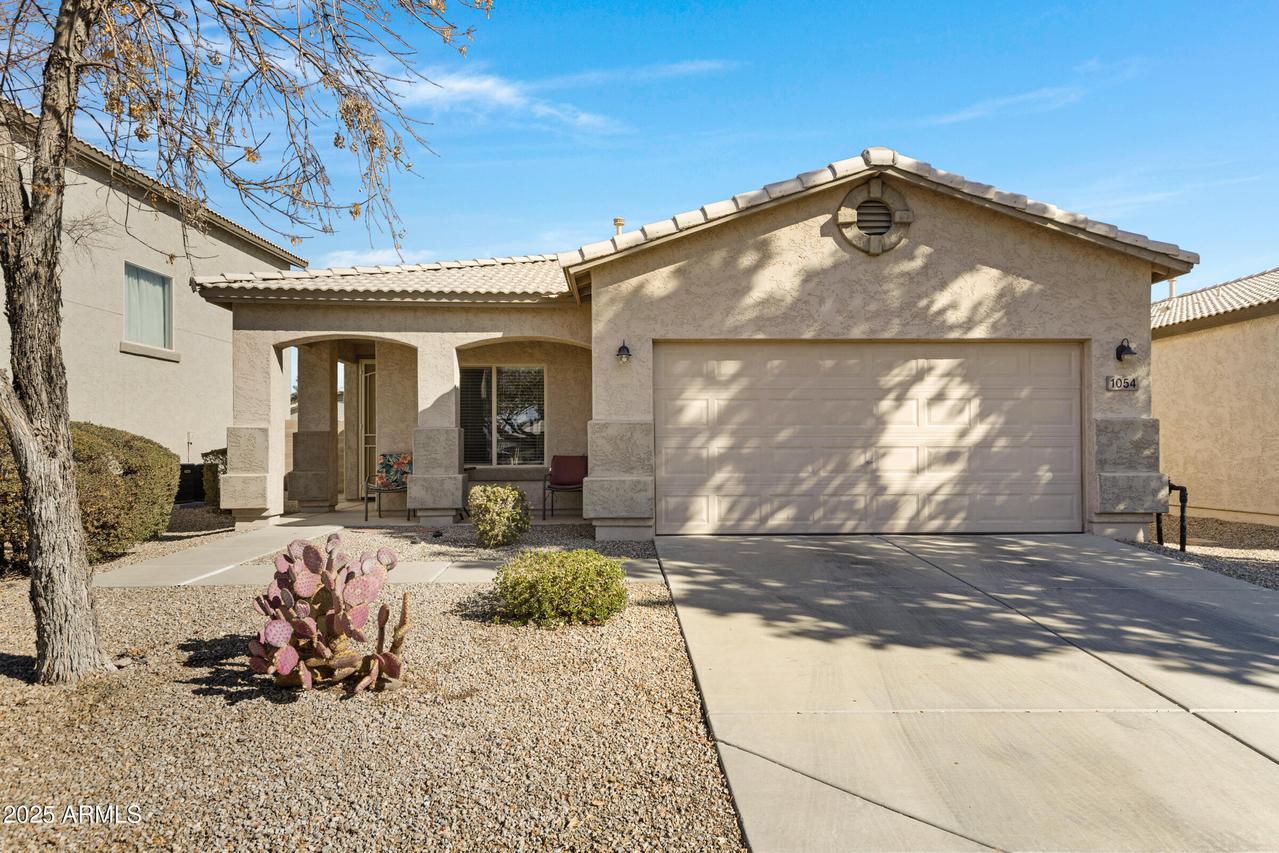 1054 E Desert Springs Way, San Tan Valley, AZ 85143