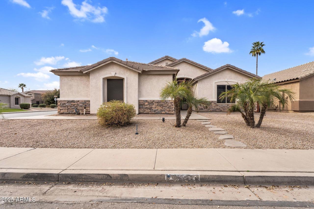 2662 S Iowa St., Chandler, AZ 85286