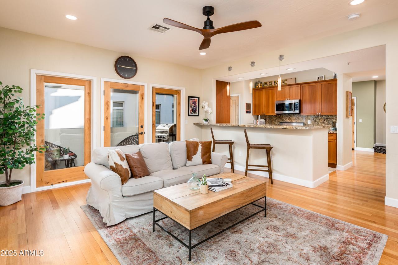 231 W Portland St., Phoenix, AZ 85003