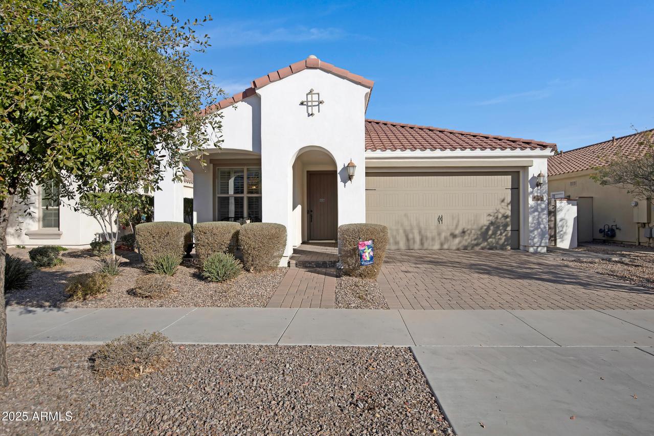 10242 E Sable Ave., Mesa, AZ 85212
