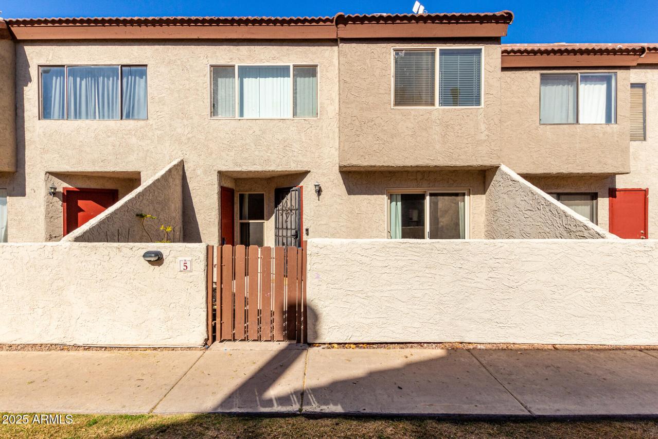 2040 S Longmore St. #5, Mesa, AZ 85202