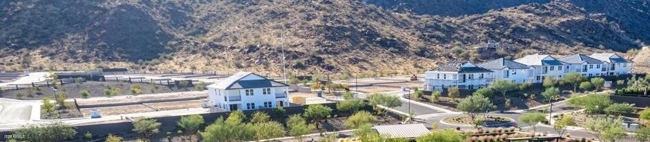 9814 S 11th St., Phoenix, AZ 85042