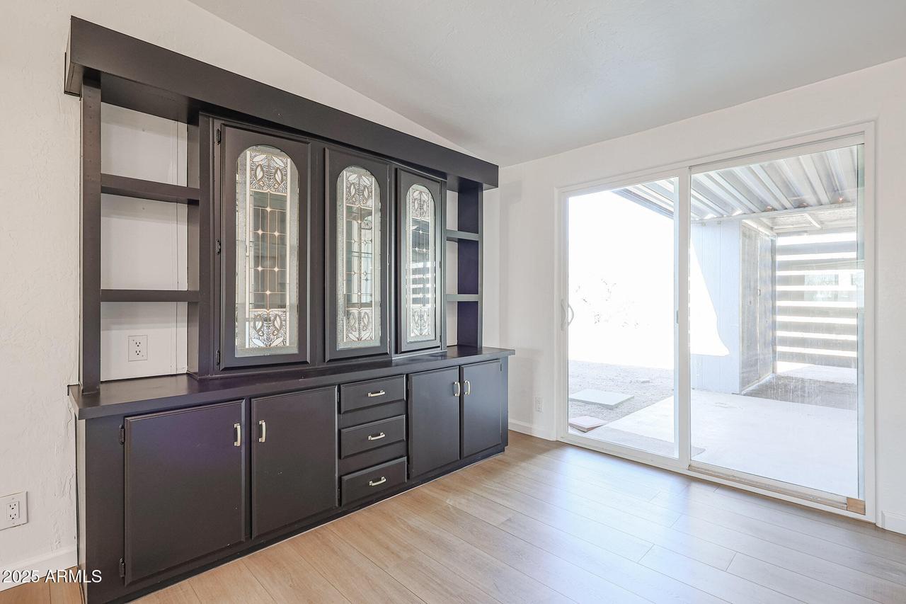12721 W Greenway Rd. #11, El Mirage, AZ 85335