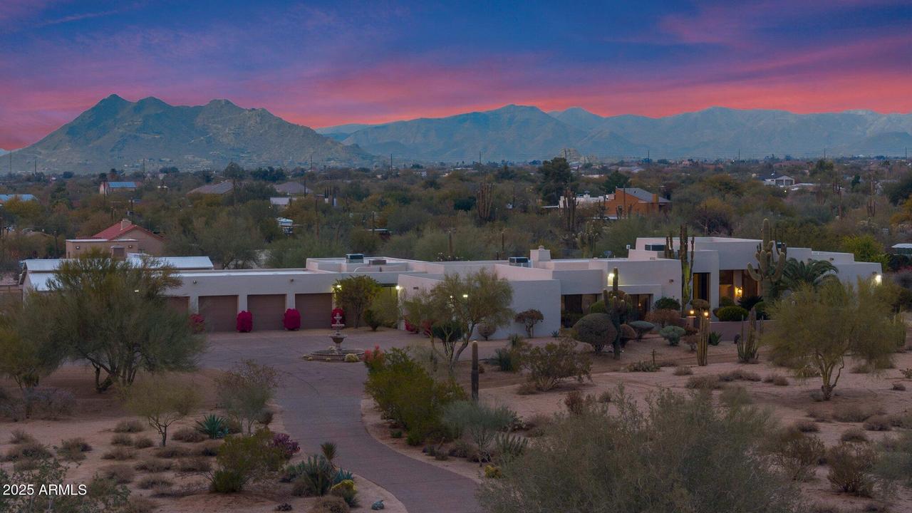 5914 E Dale Ln., Cave Creek, AZ 85331