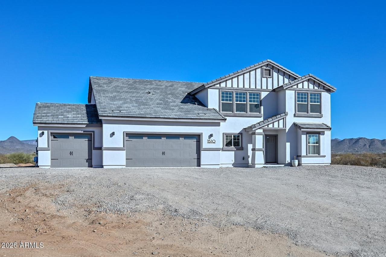 1510 E Red Range Way, Phoenix, AZ 85085