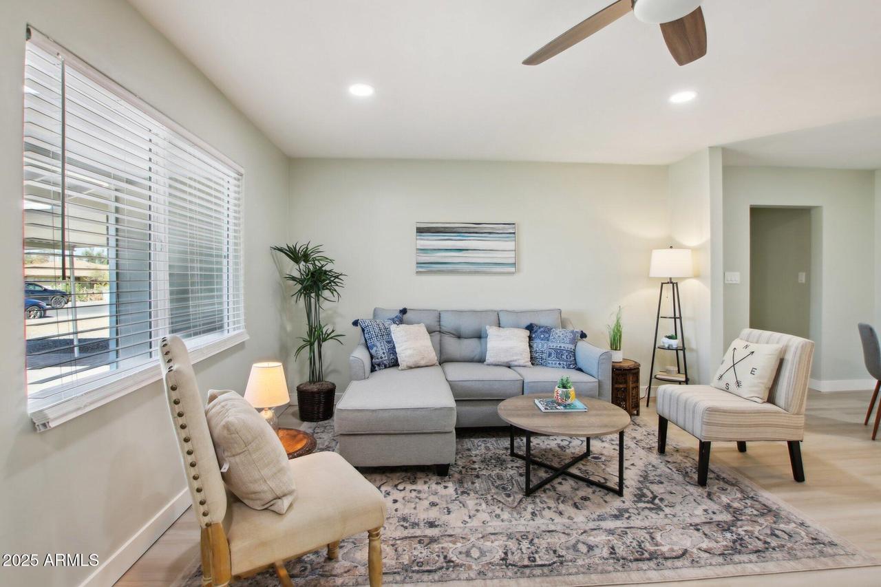 4235 N 16th Dr., Phoenix, AZ 85015